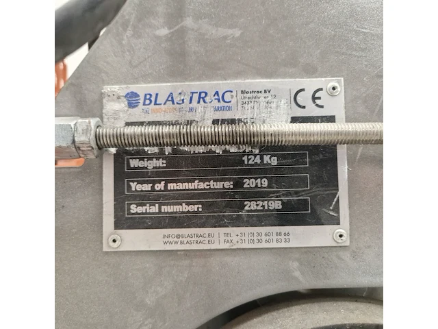 Tapijtstripper zwaar 230v blastrac, bs-75, bouwjaar 2019 - afbeelding 7 van  7