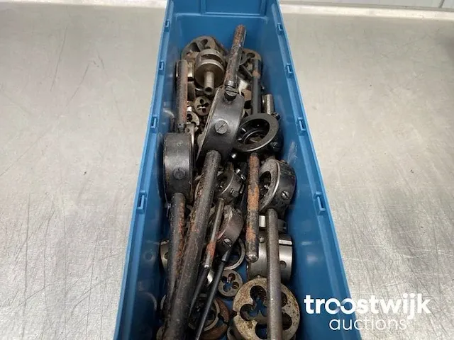 Tapijzers en tappen - afbeelding 1 van  2
