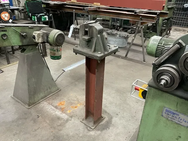 Tarzan j5101 strippenbuiger - afbeelding 1 van  4