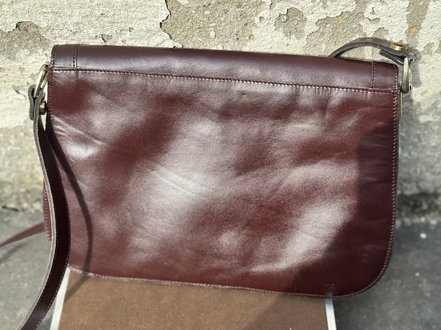 Tas, cartier, de must, bordeax - afbeelding 2 van  8
