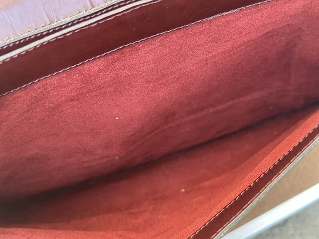 Tas, cartier, de must, bordeax - afbeelding 5 van  8