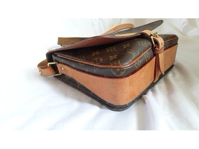 Tas louis vuitton, cartouchiere gm size - afbeelding 13 van  15