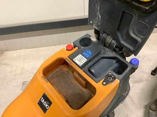 Taski - swingo 450 e/b - vloerreinigers (2x) - afbeelding 9 van  9