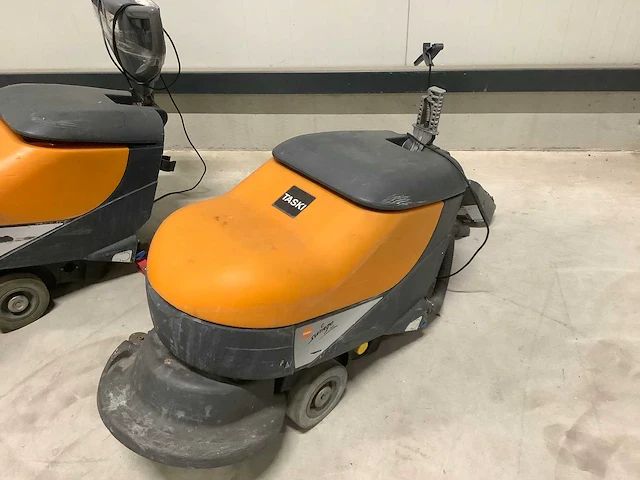 Taski - swingo 450b - vloerreiniger (2x) - afbeelding 3 van  7