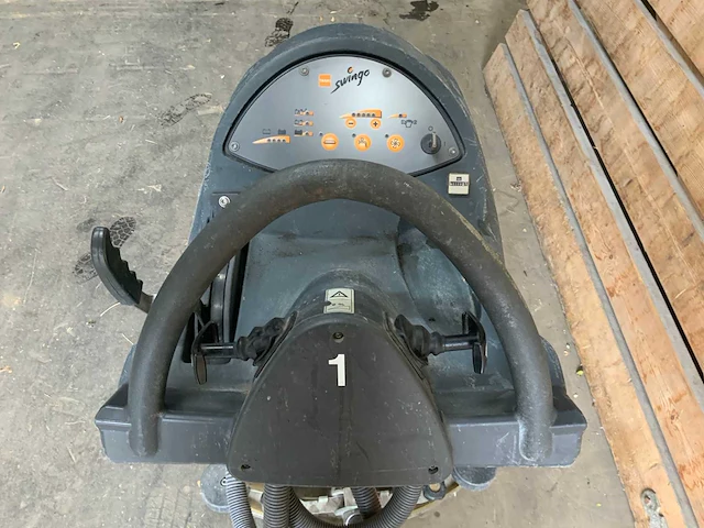 Taski 750b zelfrijdende schrobmachine - afbeelding 4 van  6