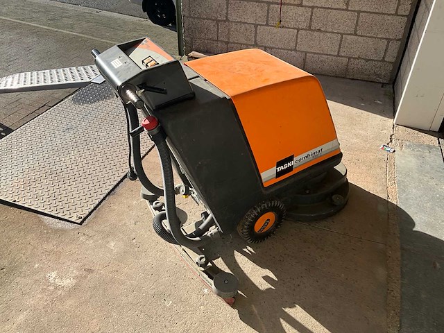 Taski co1000 veegmachine - afbeelding 6 van  11
