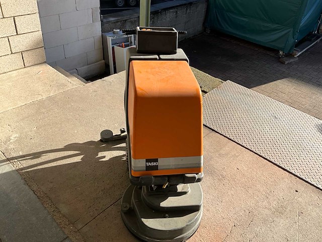 Taski co1000 veegmachine - afbeelding 11 van  11