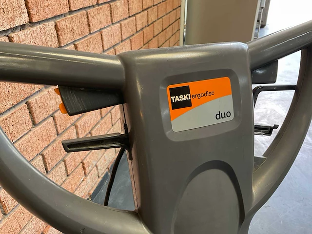 Taski ergodisc duo 43lhs schrobmachine - afbeelding 9 van  11