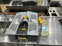 Taski quatro select reinigingsmiddelen doseer station - afbeelding 2 van  4