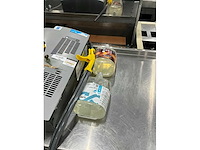 Taski quatro select reinigingsmiddelen doseer station - afbeelding 4 van  4