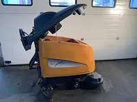 Taski swingo 1250 b zelfrijdende veegmachine - afbeelding 8 van  12