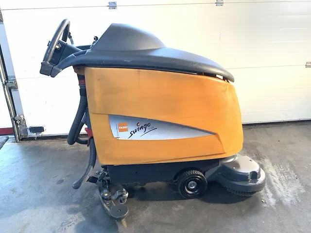 Taski swingo 1250 b zelfrijdende veegmachine - afbeelding 10 van  12