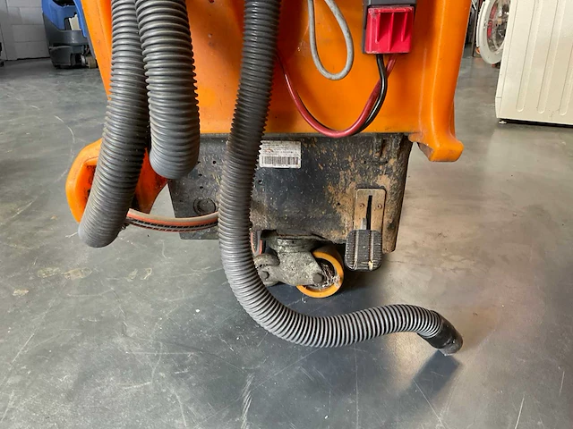 Taski swingo 1250b / 1255 b vloerreiniger (3x) - afbeelding 18 van  28