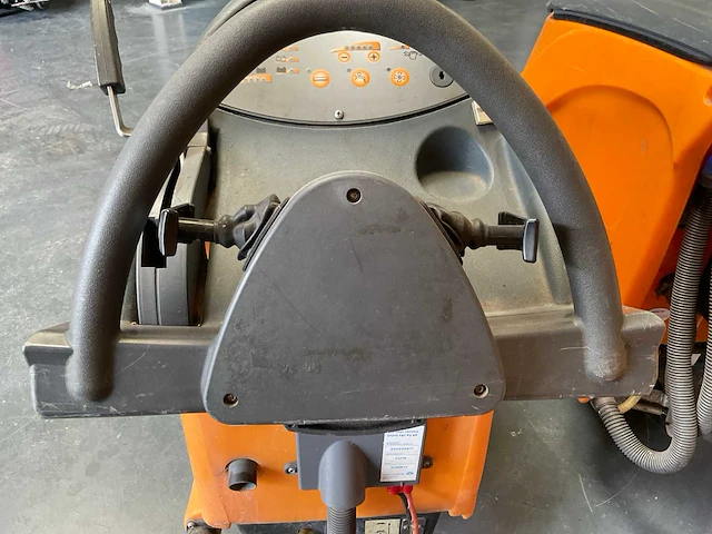 Taski swingo 1250b / 1255 b vloerreiniger (3x) - afbeelding 24 van  28