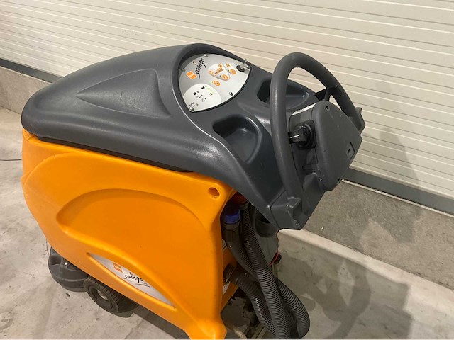Taski swingo 1255b zelfrijdende schrobmachine - afbeelding 6 van  8