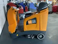 Taski swingo 2100 micro zelfrijdende schrobmachine - afbeelding 2 van  16