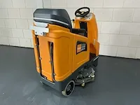 Taski swingo 2100 micro zelfrijdende schrobmachine - afbeelding 14 van  16