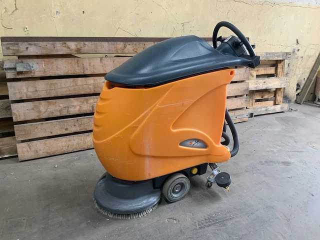Taski swingo 755 b zelfrijdende schrob- zuigmachine - afbeelding 1 van  10