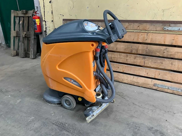 Taski swingo 755 b zelfrijdende schrob- zuigmachine - afbeelding 4 van  10