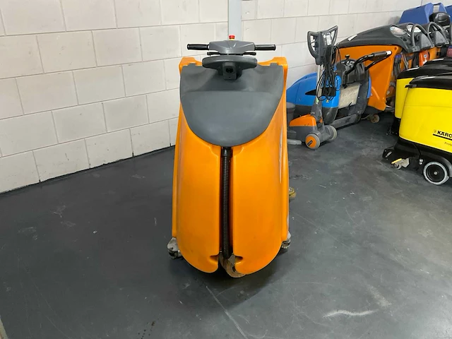 Taski swingo xp vloerreiniger - afbeelding 6 van  13