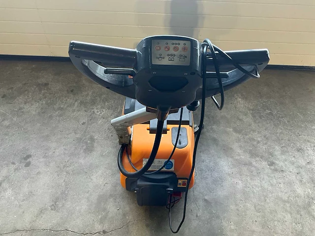 Taski swingo350 auto-schrobber - afbeelding 4 van  4