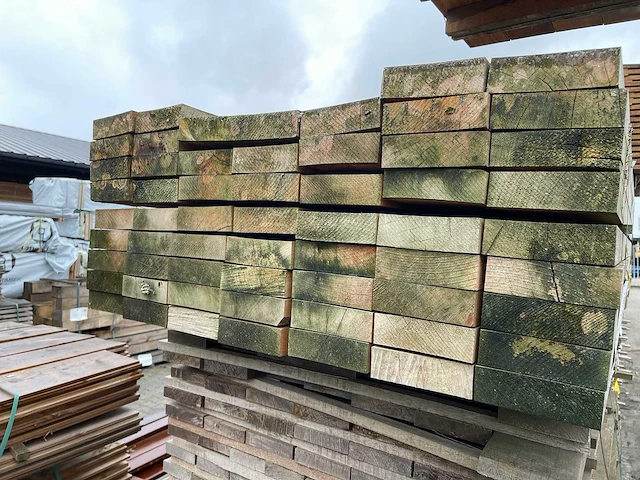 Tauari hardhouten planken fijnbezaagd 45x145mm, lengte 155cm (60x) - afbeelding 3 van  3