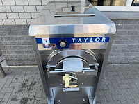 Taylor - 121-62 - ijsmachine - afbeelding 2 van  8