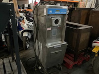 Taylor softech labor saver ijsmachine - afbeelding 1 van  3