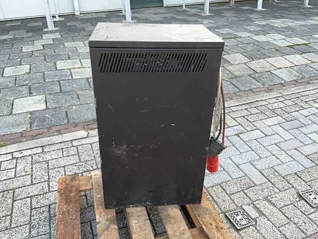 Tce 24/80 acculader - afbeelding 1 van  4