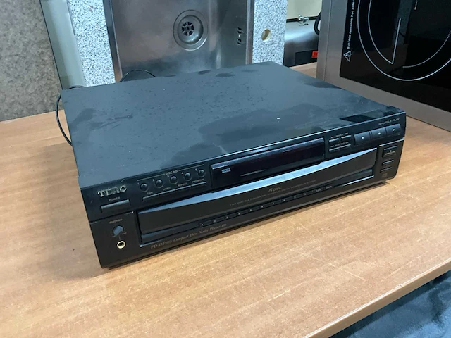 Teac pd-d2500 cd wisselaar - afbeelding 1 van  5