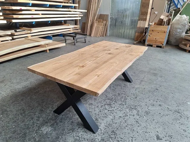 Teak boomstam eettafel 200 cm. - afbeelding 4 van  5