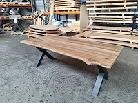 Teak boomstam eettafel 220 cm. - afbeelding 1 van  4
