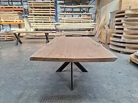 Teak boomstam eettafel 220 cm. - afbeelding 4 van  5