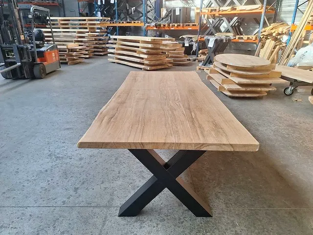 Teak boomstam eettafel 240 cm. - afbeelding 4 van  5