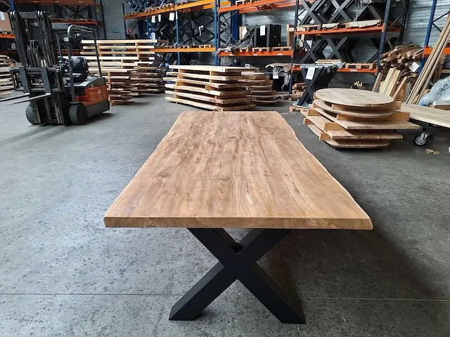 Teak boomstam eettafel 260 cm. - afbeelding 3 van  5
