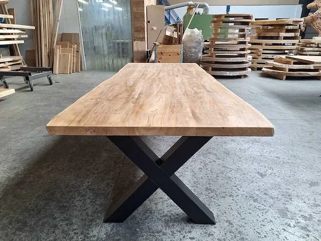 Teak boomstam eettafel 260 cm. - afbeelding 5 van  5