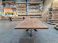Teak boomstam eettafel 260 cm. - afbeelding 5 van  6