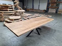 Teak boomstam eettafel 280 cm. - afbeelding 2 van  5