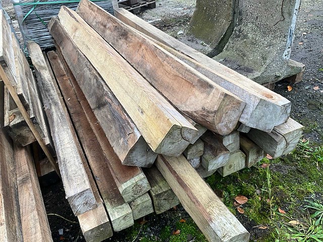 Teak houten - balken (24x) - afbeelding 2 van  4