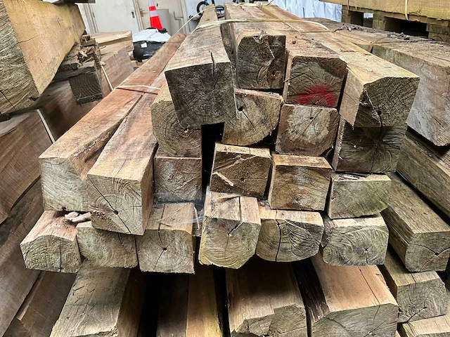 Teak houten - balken - afbeelding 2 van  3