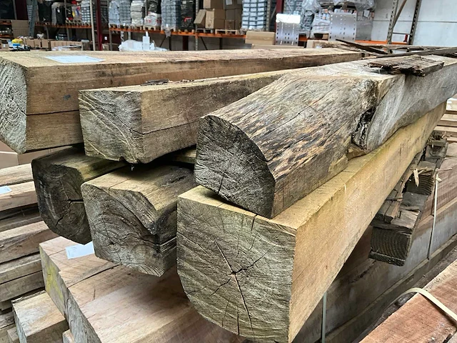 Teak houten - balken - afbeelding 1 van  3