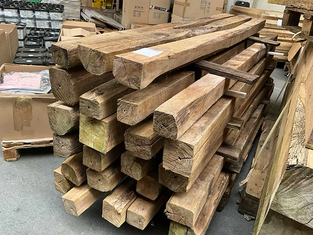 Teak houten - balken - afbeelding 1 van  5
