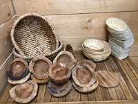 Teak houten schalen en manden - afbeelding 1 van  4
