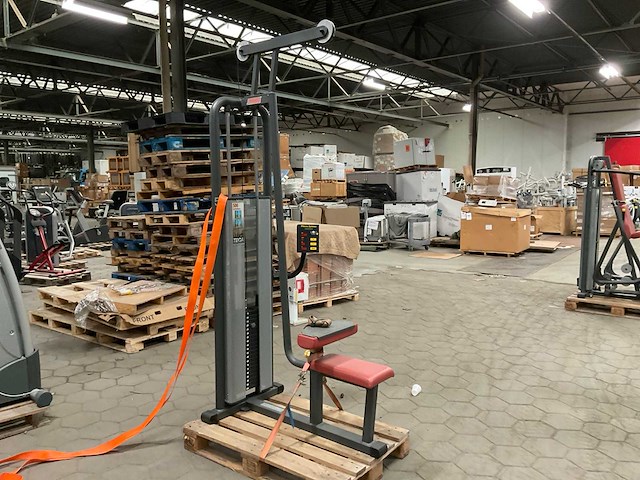 Teca lat pulldown 500 krachtstation - afbeelding 1 van  8