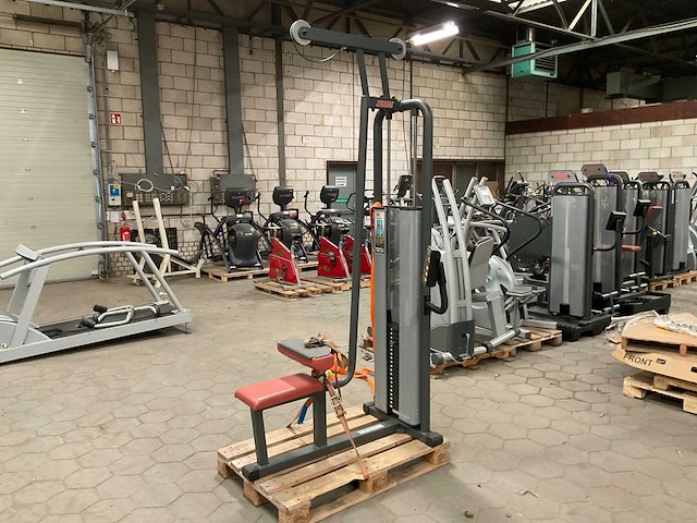 Teca lat pulldown 500 krachtstation - afbeelding 3 van  8