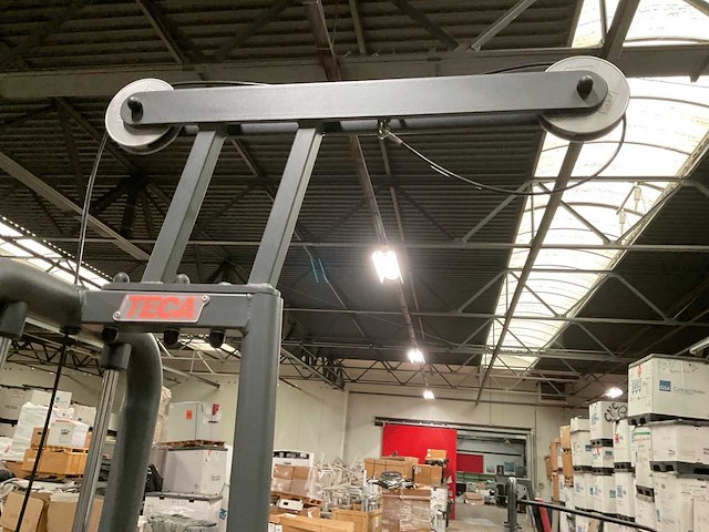 Teca lat pulldown 500 krachtstation - afbeelding 8 van  8