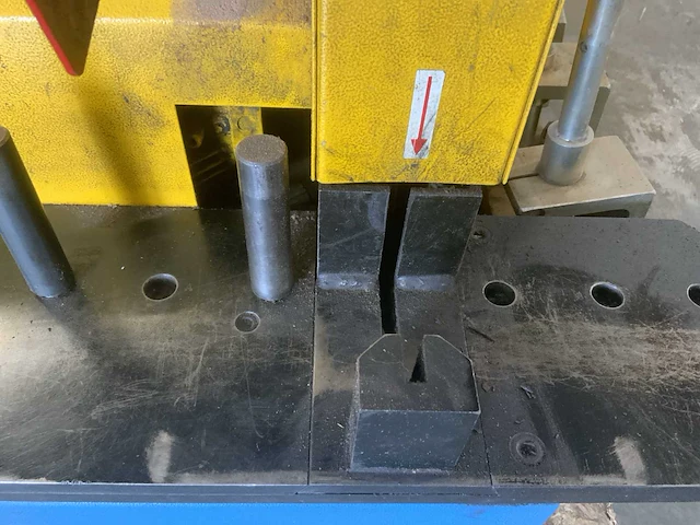 Techmaflex hydrauliekslangen snij/schilmachine - afbeelding 3 van  17