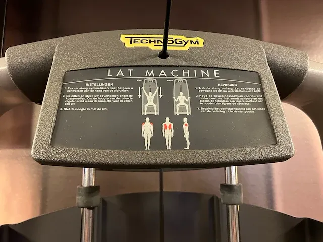 Technogym - multifunctionele lat machine - afbeelding 5 van  5