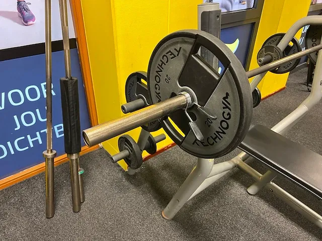 Technogym - trainingsbank - afbeelding 3 van  4