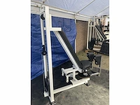 Technogym abductor fitness apparaat - afbeelding 3 van  5